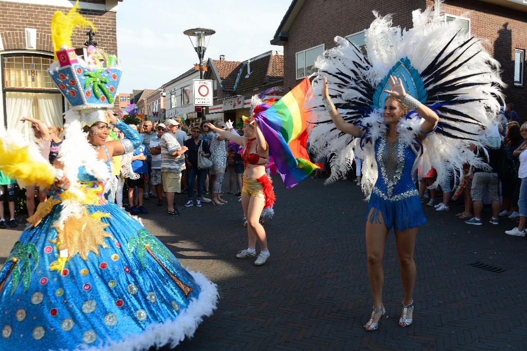 ../Images/Zomercarnaval Noordwijkerhout 2016 217.jpg